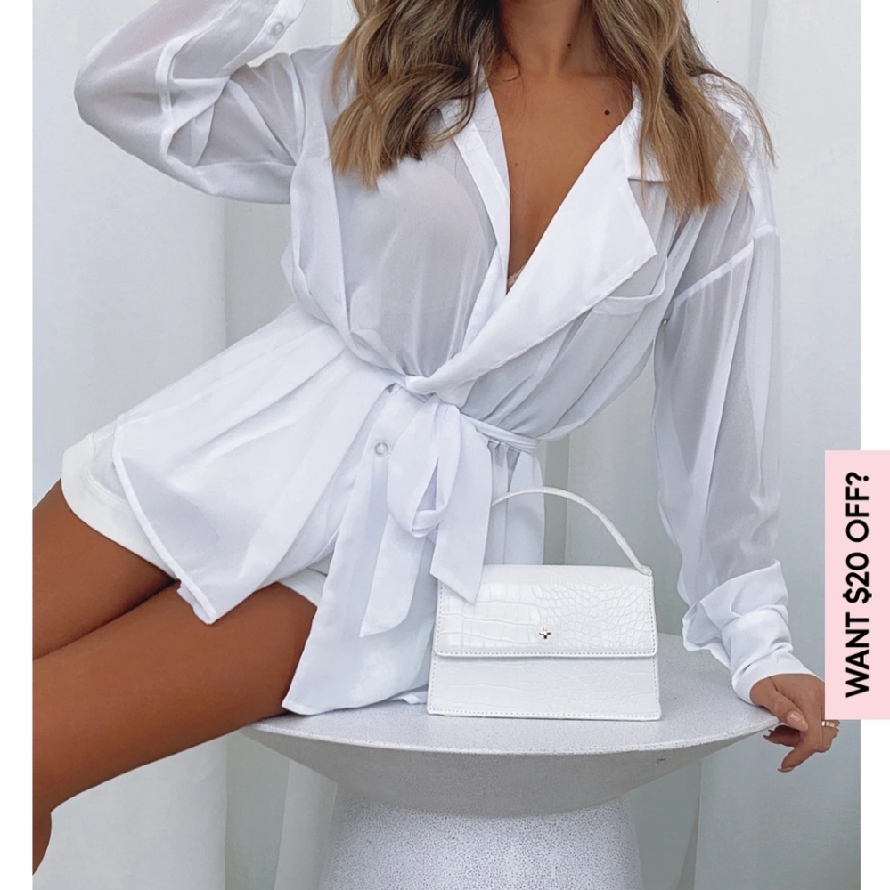 WHITEFOX START THE TREND WHITE BUTTON SHIRT - XS/S